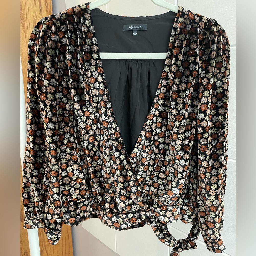 Madewell velvet top - size L